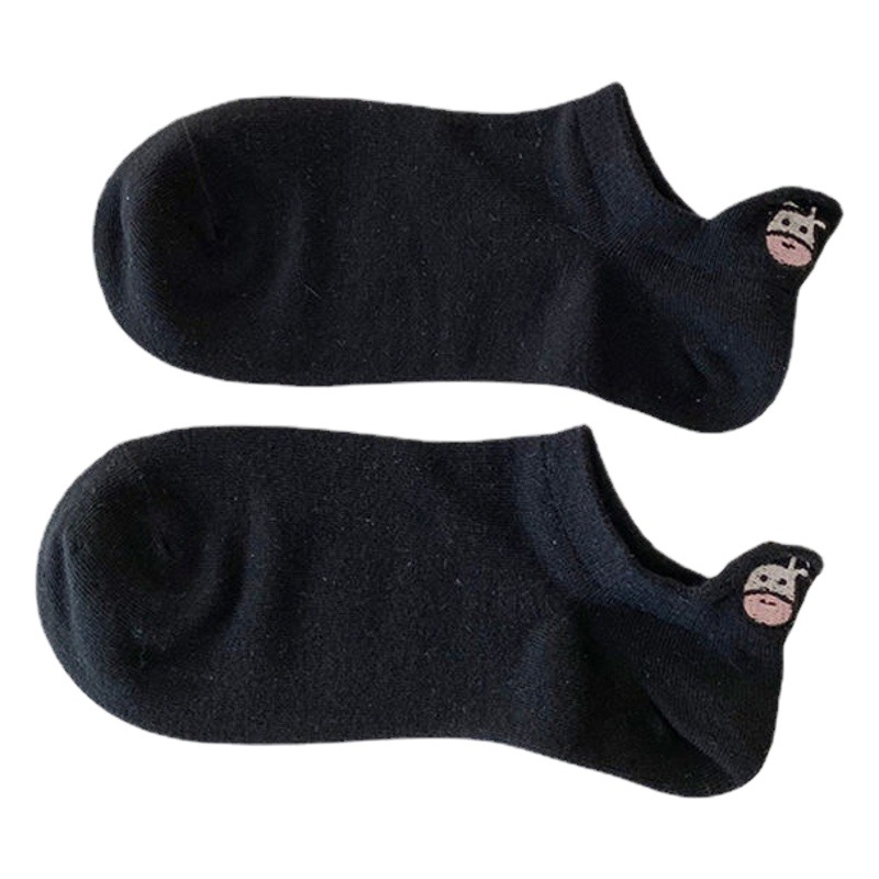A generation of manufacturers wholesale socks ladies ear cows Four Seasons cotton socks Korean cartoon boat Socks sweat-absorbent deodorant