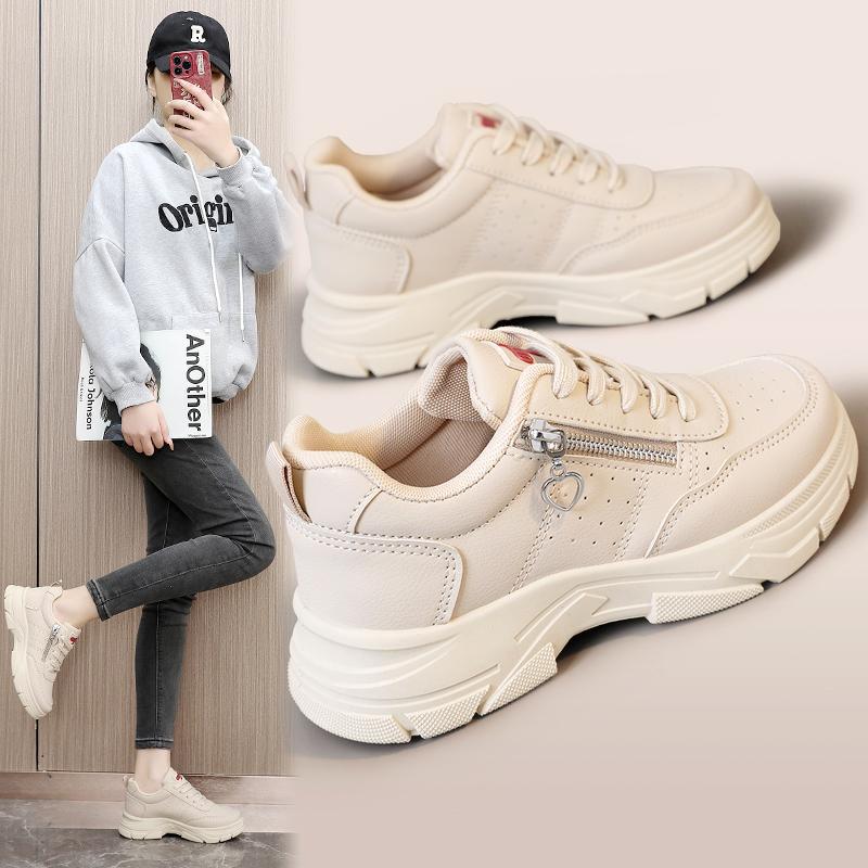 W2581 New White Shoes 2024 Autumn and Winter Breathable Internal Add Joker High Thick Bottom Solid Color Wear-resistant Student Board Shoes