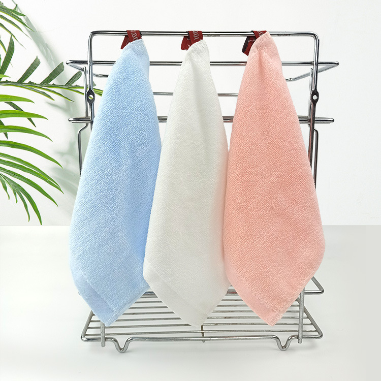 Small square towel cotton wholesale 20*20 kindergarten cotton small towel plain hook hand towel embroidered logo
