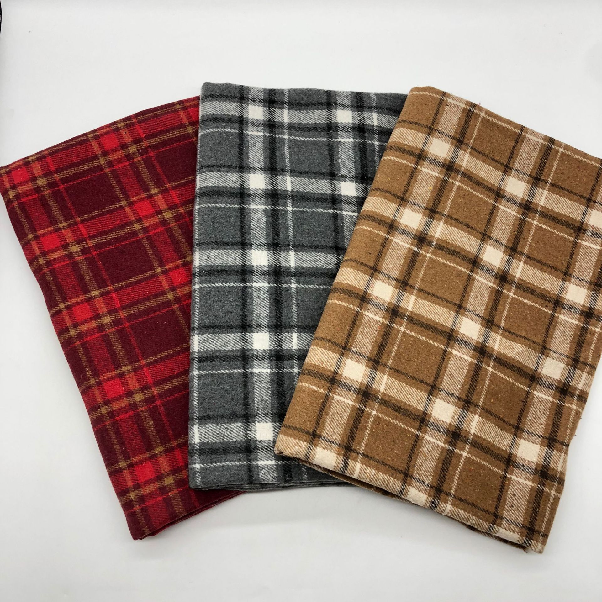 Tweed plaid fabric woolen plaid fabric autumn and winter shirt jacket shoes and hats in stock