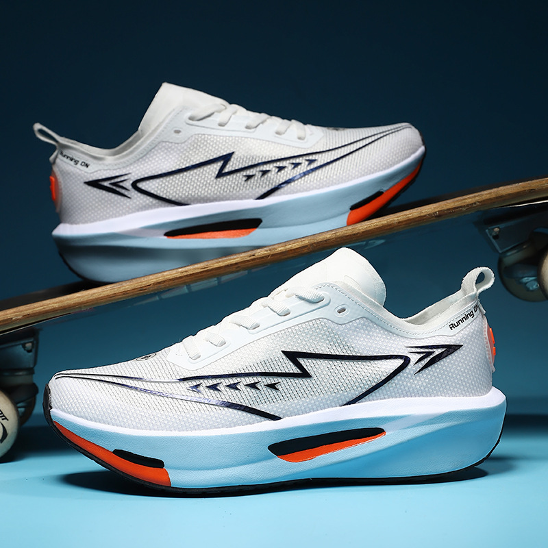 2025 New Summer Running Shoes Casual Men and Women Light sneaker Teenager Student Marathon Shock Absorbing Running Shoes