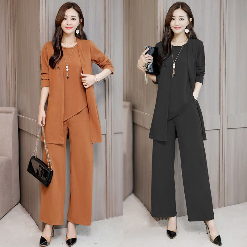 Picture of Suit for Women 2025 Autumn and Winter New Style Fashionable and Wide Wife Slimming Look Fashionable Plus Size Women's Three-Piece Set