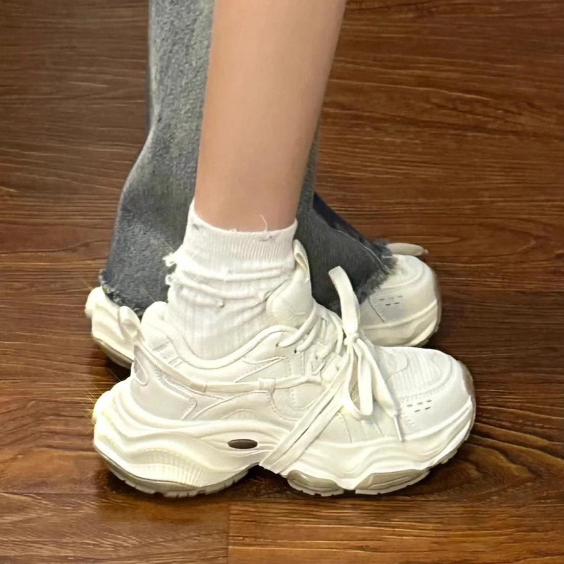 Popular Shoes for Women, Dad Shoes, Thick Soles, Increased Height, 2025 Spring and Summer New Ins Trendy and Cool Casual Sports White Shoes