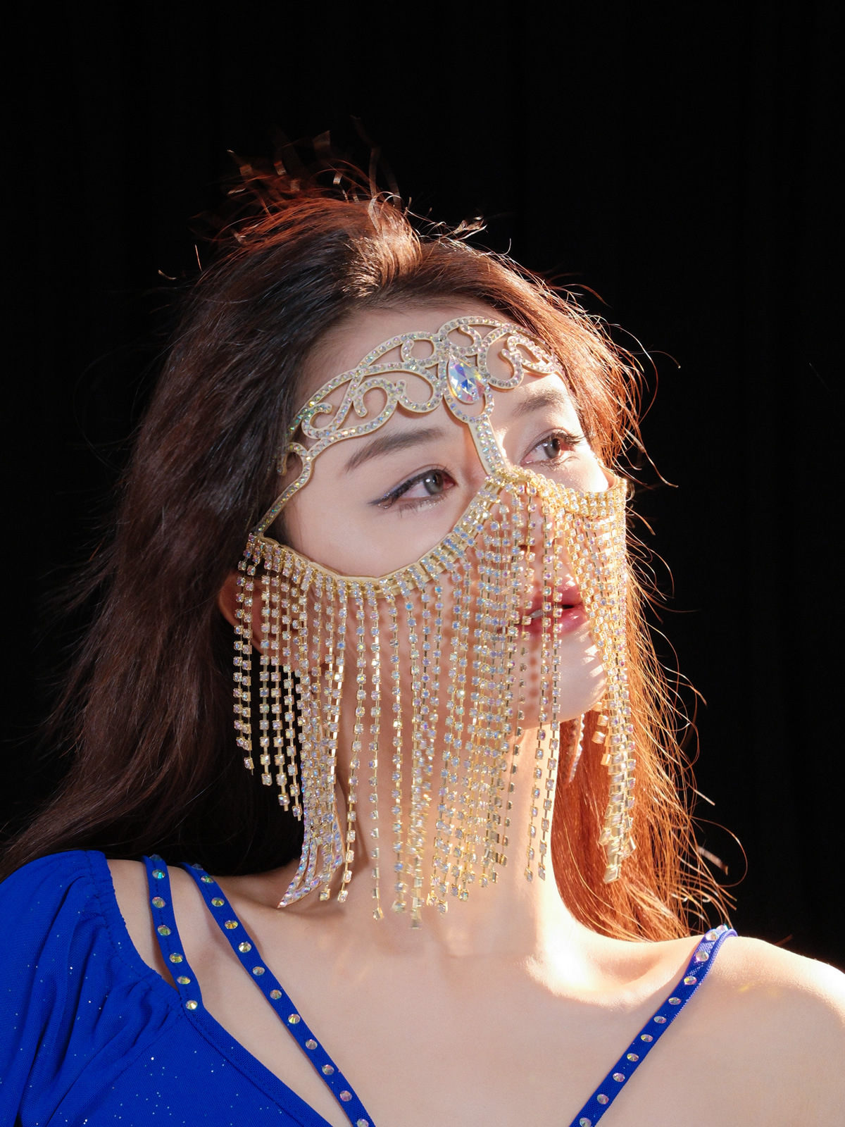 Simple tassel rhinestone mask European and American personality fashion rhinestone Halloween party party mask female The mask