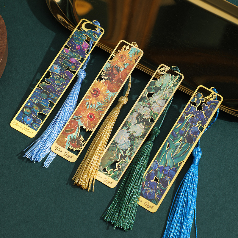 Picture of Yujian Eslite Flower Plumping Series Bookmark Creative Retro Famous Painting Metal Handbook Pendant Reading Book Holder