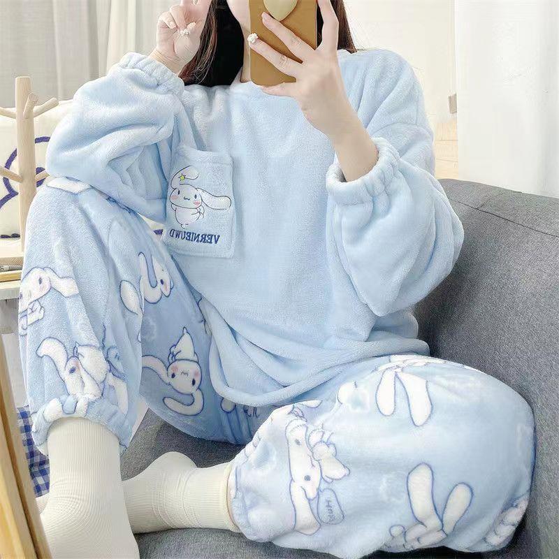 Coral fleece pajamas women's autumn and winter 2022 New flannel padded plus velvet cute Jade GUI dog home clothes