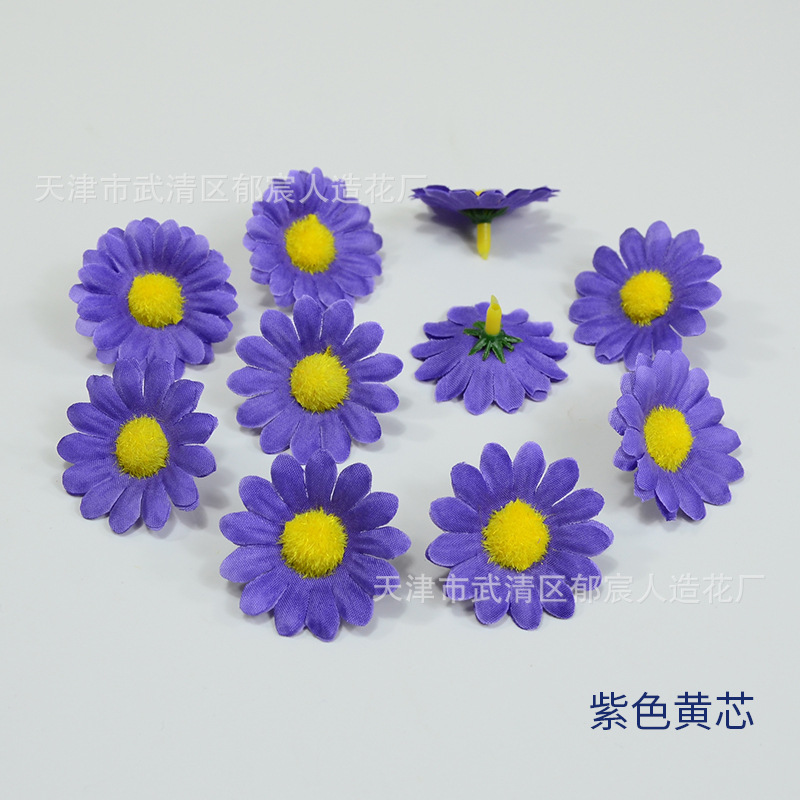 Picture of Simulated Daisy Flower Wholesale Chrysanthemum Head DIY Flower Bridal Garland Wrist Flower Hat Flower Factory Direct Sale