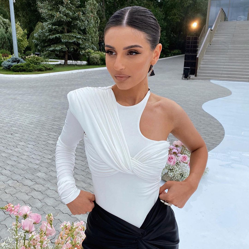 Picture of Amazon Knitted White One-Shoulder Jumpsuit 2024 Spring European and American Clothing Sexy Fashion Casual Tops for Women