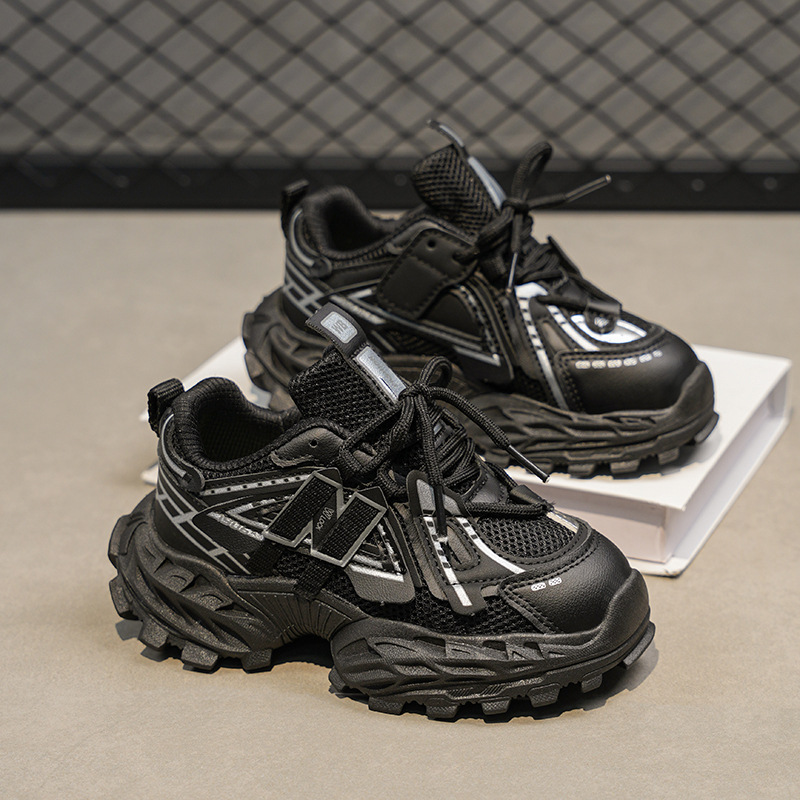 Picture of Fall 2025 New Kids Daddy Shoes Jogging Shoes Lightweight Mesh Breathable Versatile Sneakers for Men and Women