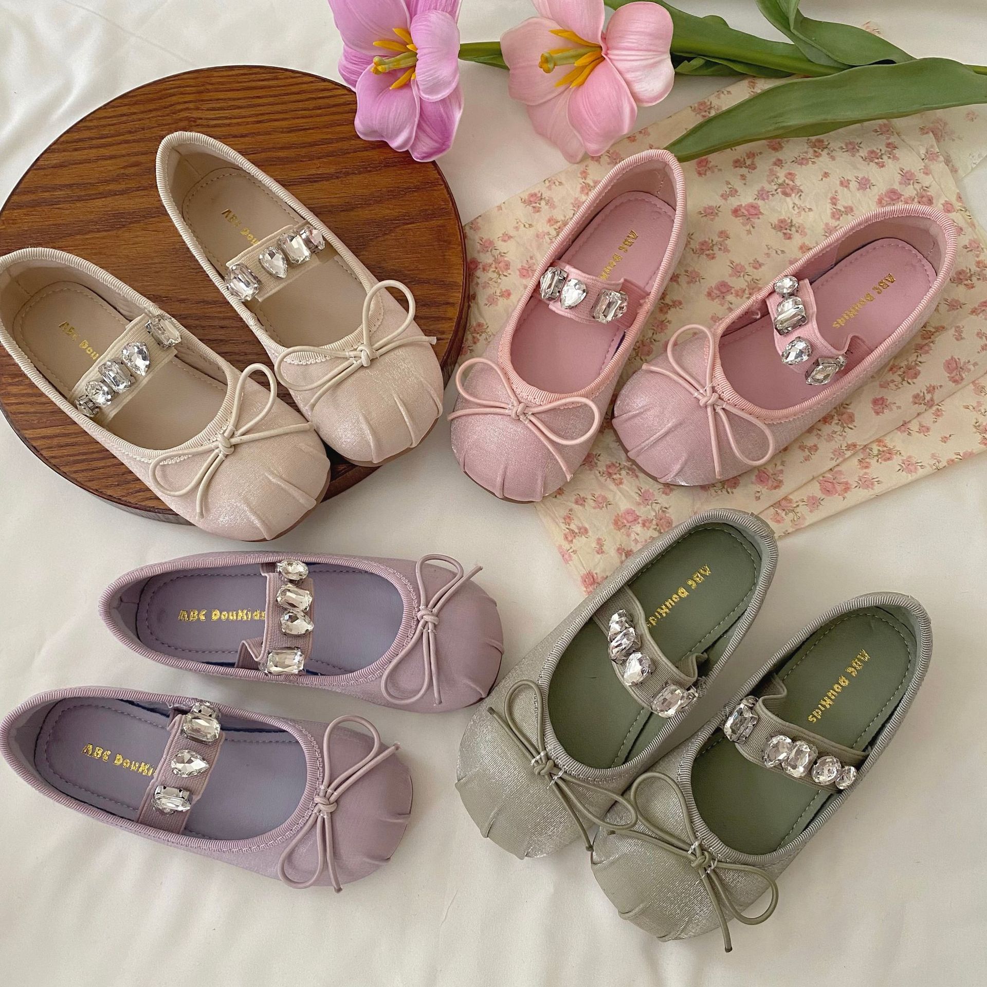2025 Girls Spring and Summer New Korean Style Baby Girl Bow Ballet Princess Shoes Sparkling Diamond Silk Dance Shoes