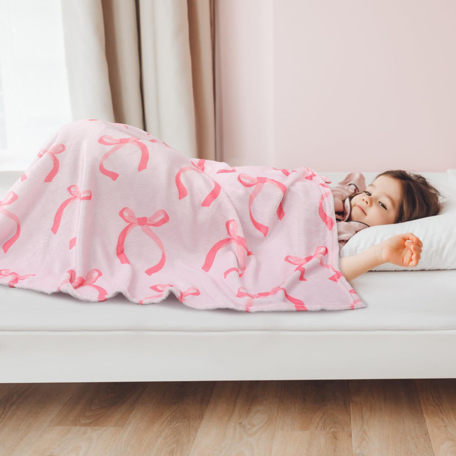 Picture of Foreign trade cross-border pink bow flannel blanket soft and comfortable digital printing blanket sofa blanket wholesale