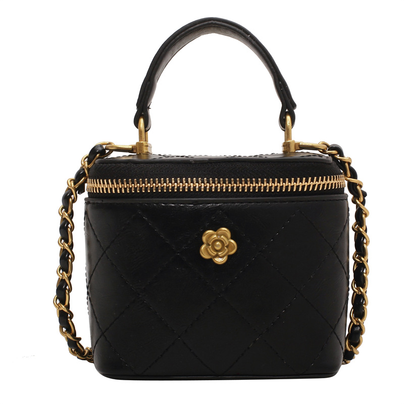 Picture of Niche Design Mini Handbag Women's 2023 New Trendy Diamond Plaid Chain Box Bag All-match Shoulder Crossbody Bag