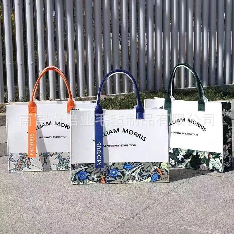 Guofeng Oil Painting Felt Tote New Handbag Portable High-grade Large-capacity Printed Commuter Shopping Bag Shoulder Bag