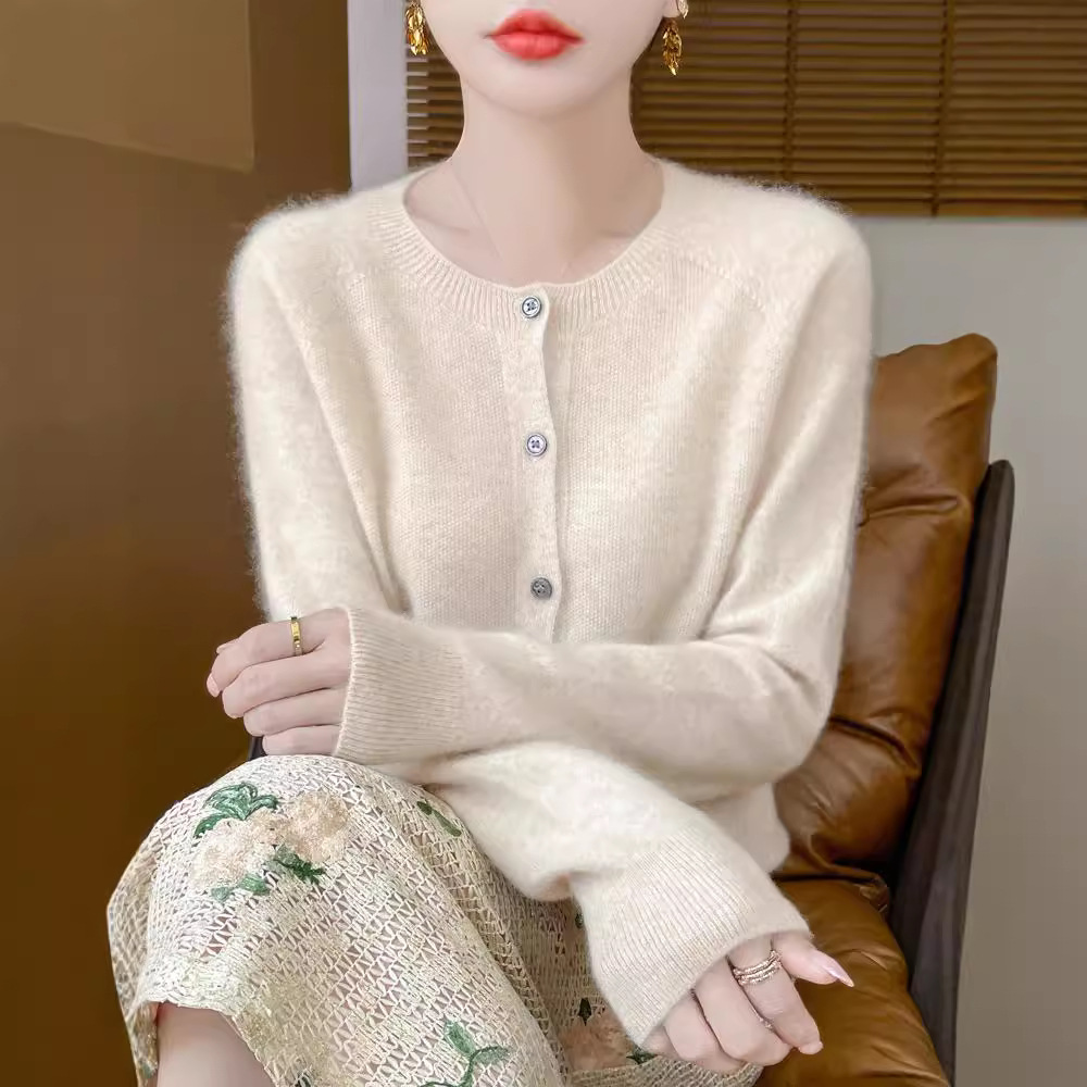 Picture of Wool Cardigan Women's Autumn and Winter New Loose Knitted Sweater First-Line Garment Solid Color Sweater High-end Atmospheric Coat Top