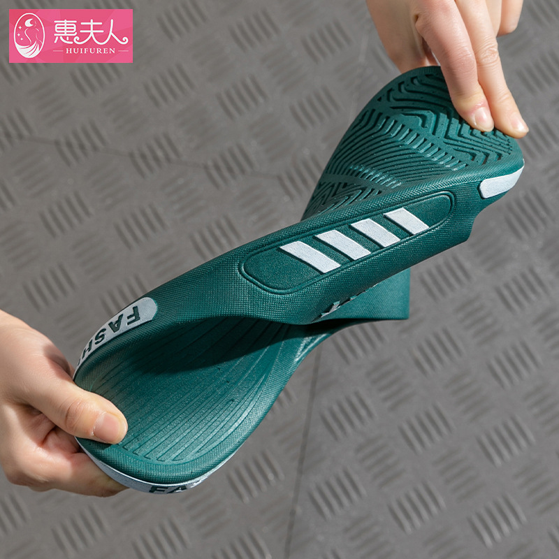 Picture of plus size Sandals and Slippers for Men and Women Outdoor Wear Indoor Home Ins Men's Non-Slip Sandals and Slippers for Students Couple Men's Trendy