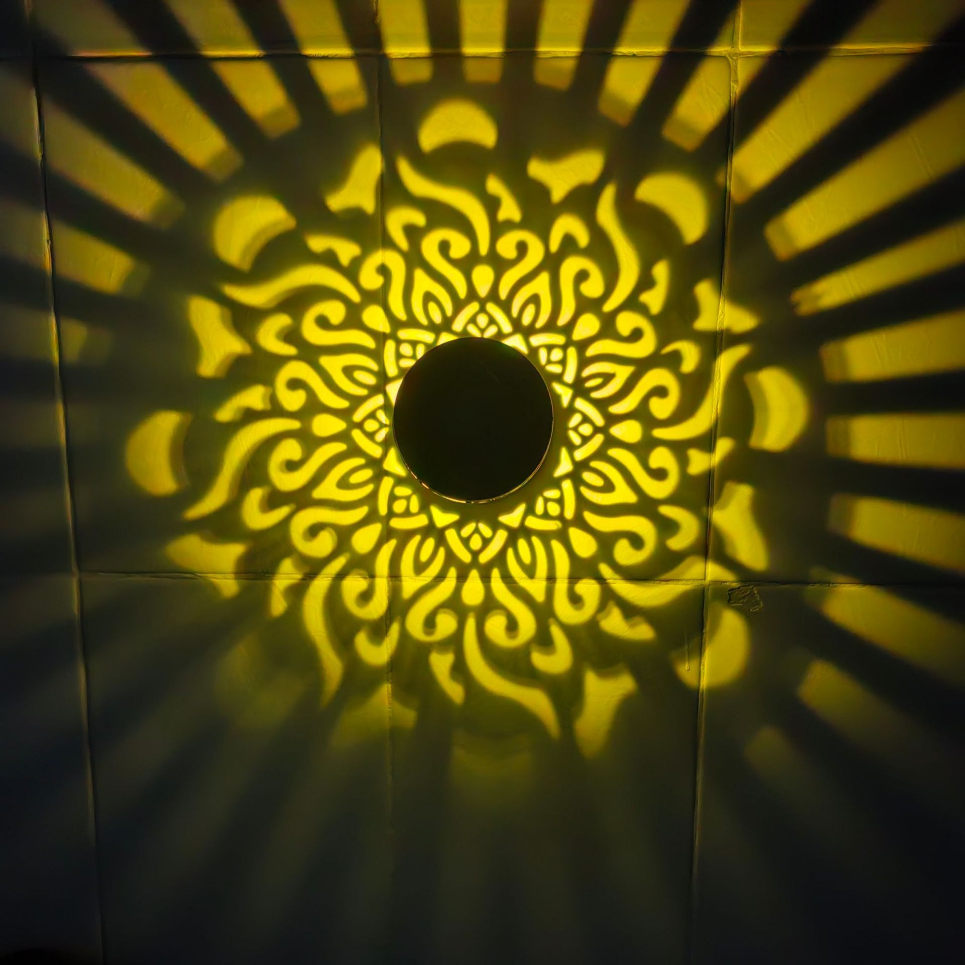 Picture of Cross-Border Amazon Solar Mandala Sunflower Sunflower Wall Lamp Garden Decoration Landscape Wall Lamp