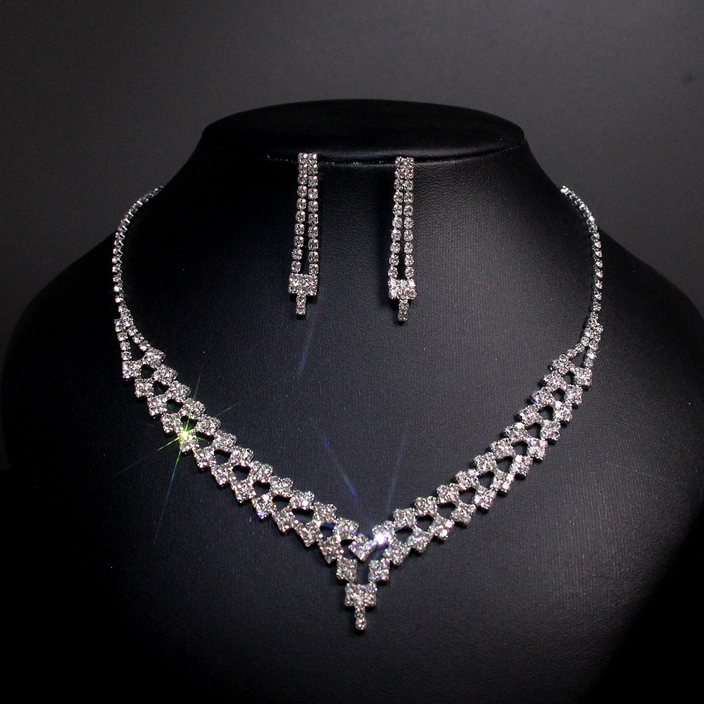 Picture of South Korea Metal Claw Chain Rhinestone Wedding Necklace Bride Necklace Ear Drop Jewelry Banquet Necklace Jewelry suit Wholesale