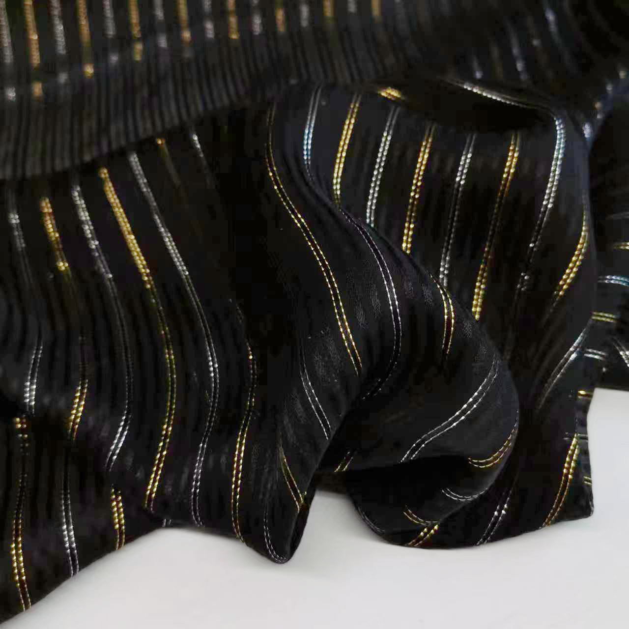Picture of Gold and Silver Thread Silk Satin Thread Fabric Mulberry Silk Clothing Narrow Fabric
