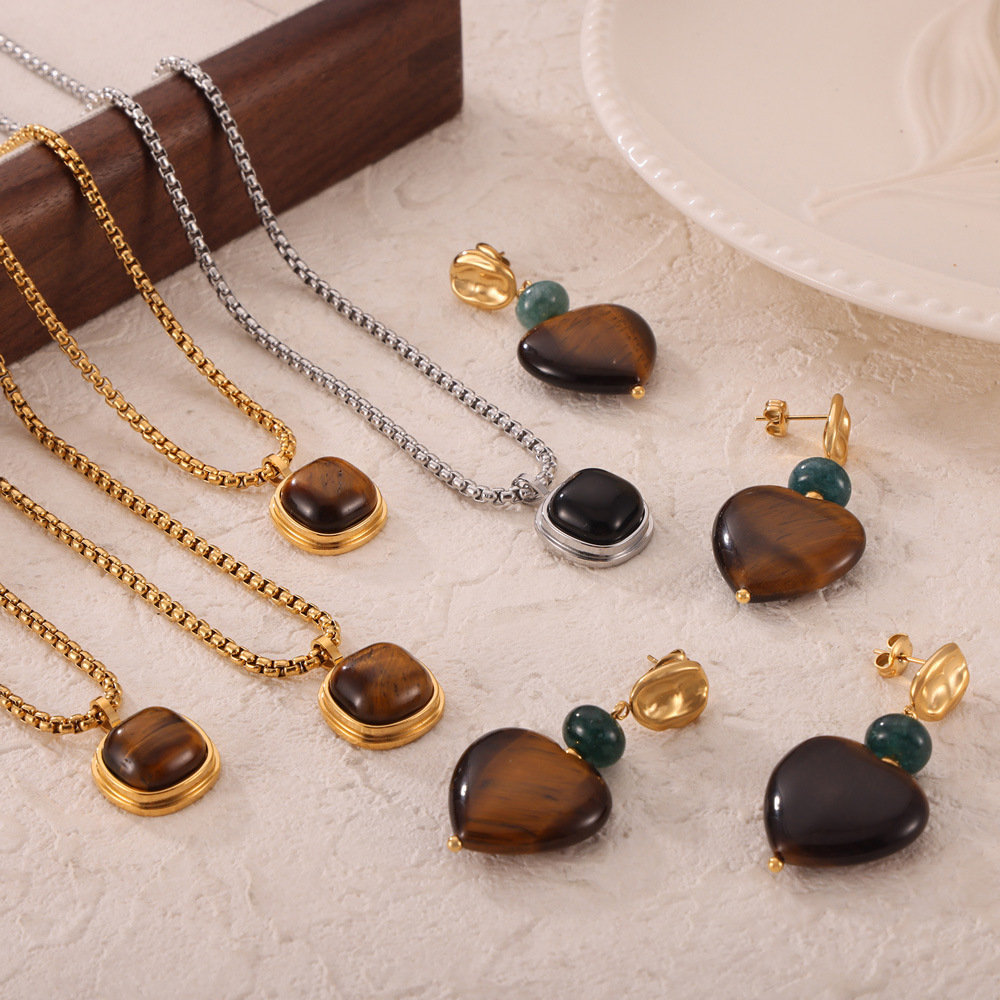 European and American Cross-border Retro Geometric Round Tiger's Eye Pendant Ins Style Niche Design Titanium Steel Earrings Color Preservation suit