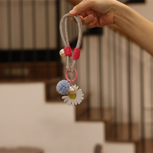 Original Handmade Acrylic Sunflower Bag Charm Mobile Phone Strap Diamond Strap Bag Charm Small Chanel Style