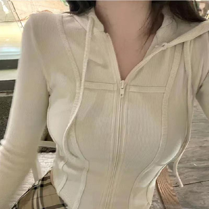 Picture of 2023 New Spring and Summer Sweatshirt Coat Slim-fit Long-sleeved Cardigan Fitness Top Thin Hooded Yoga Clothes Women