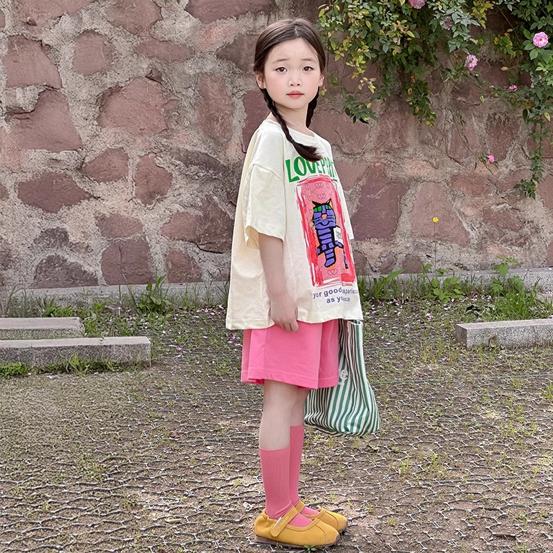 Picture of Girls Short-Sleeved Shorts Suit Summer 2025 New Kidsren's Korean Style Casual Summer Wear Girls Fashionable Summer Clothes