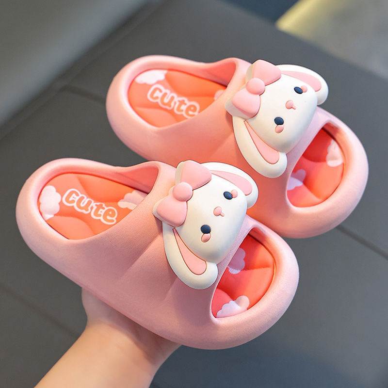 Children's Sandals and Slippers Feeling Girl's Summer Cartoon Cute Non-slip Indoor Bath Soft Bottom Slippers Baby Slippers