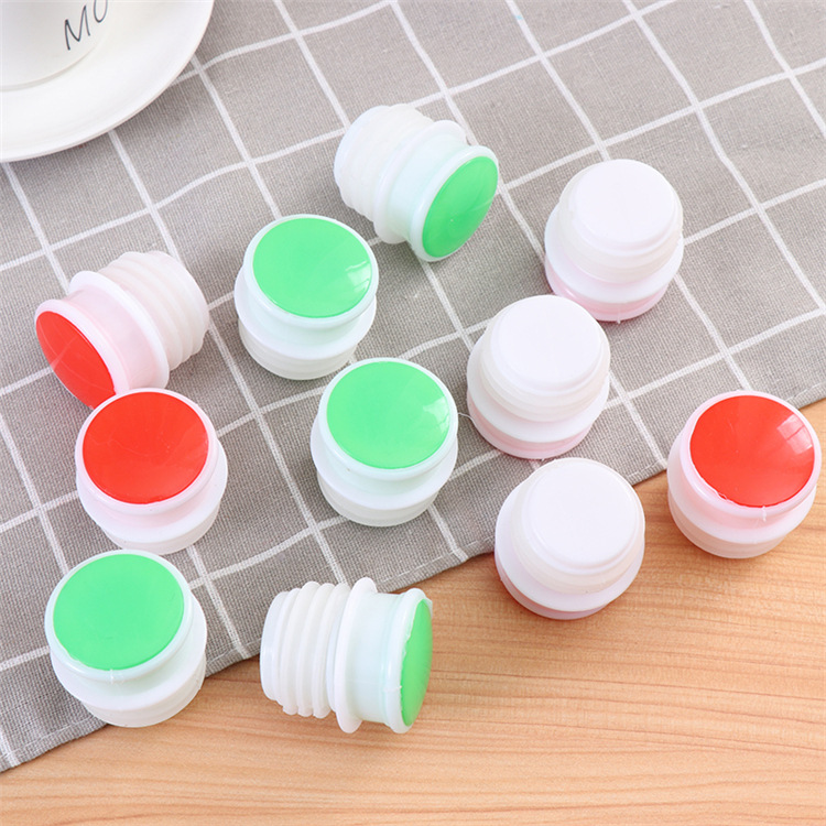 Picture of Hot water bottle stopper household open water bottle stopper thermos bottle stopper cover plastic stopper thermos bottle cover thermos bottle stopper