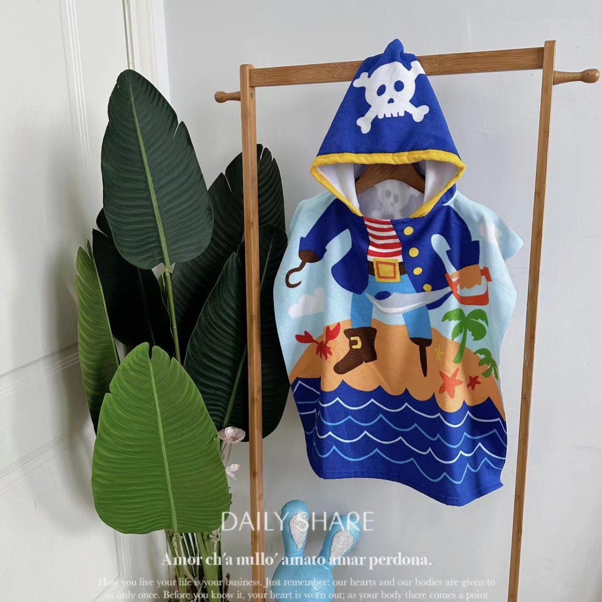 Picture of Cute Cartoon Children's Bath Towel Cloak Soft Skin-friendly Hair-free Bath Water Absorbent Quick-drying Wearing Baby Bath Towel