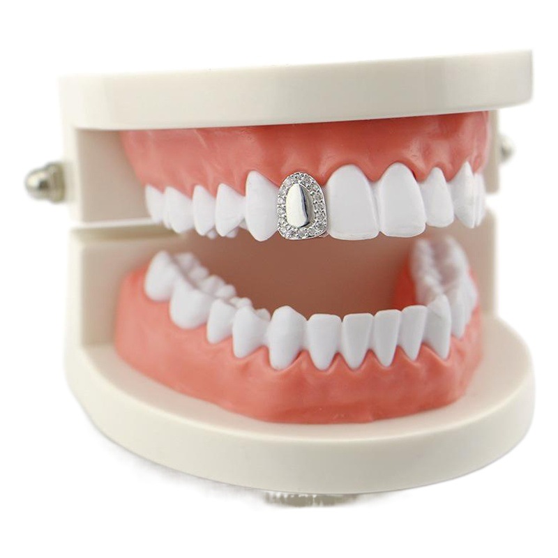 Single Diamond-Encrusted Door-Shaped Hip-Hop Braces Single 18K Electroplated Halloween Dentures Gold Teeth Grillz Titanium Alloy