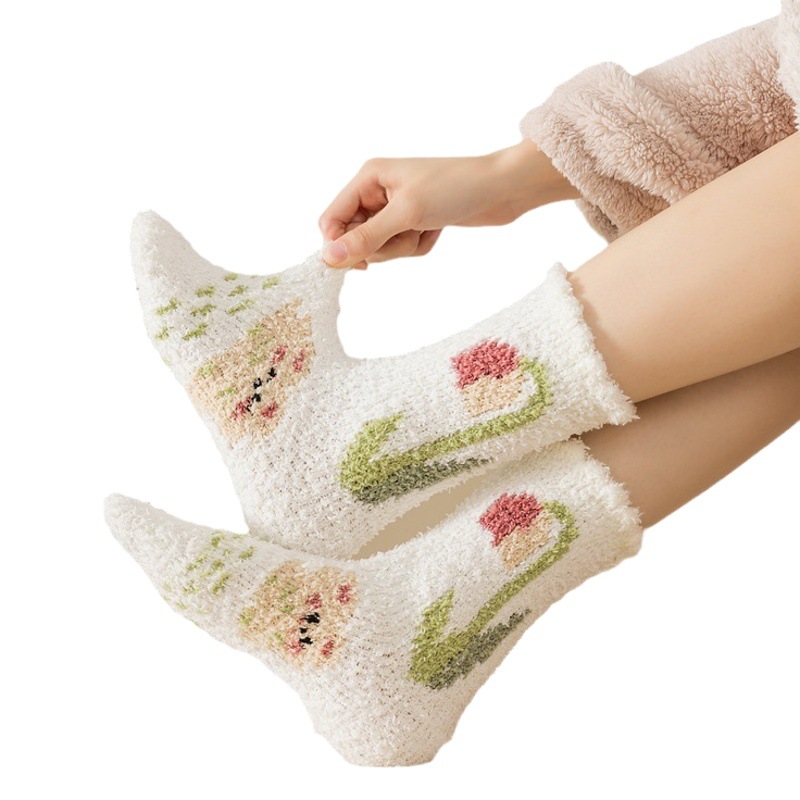 Coral fleece socks women's cross-border lint-free carpet velvet socks winter thickened floor sleeping plush socks half velvet