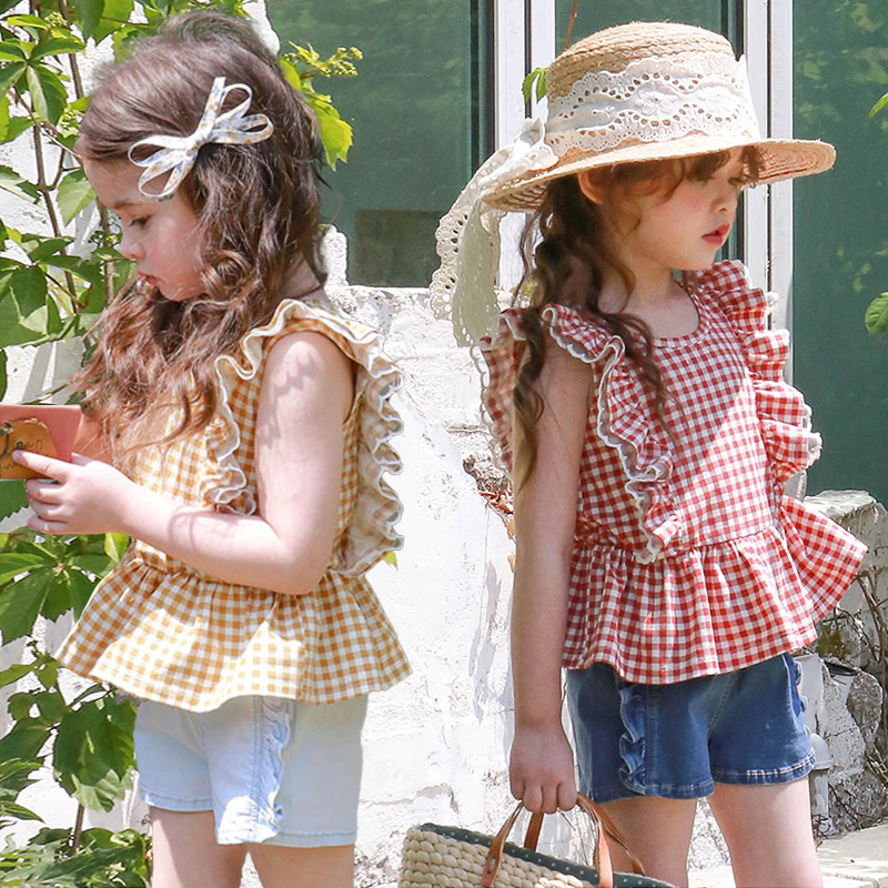 Picture of Girls Plaid Ruffle Vest 2024 Summer Sleeveless Babydoll Shirt 3-10 Years Old Kidsren Pure Cotton Edge Shirt