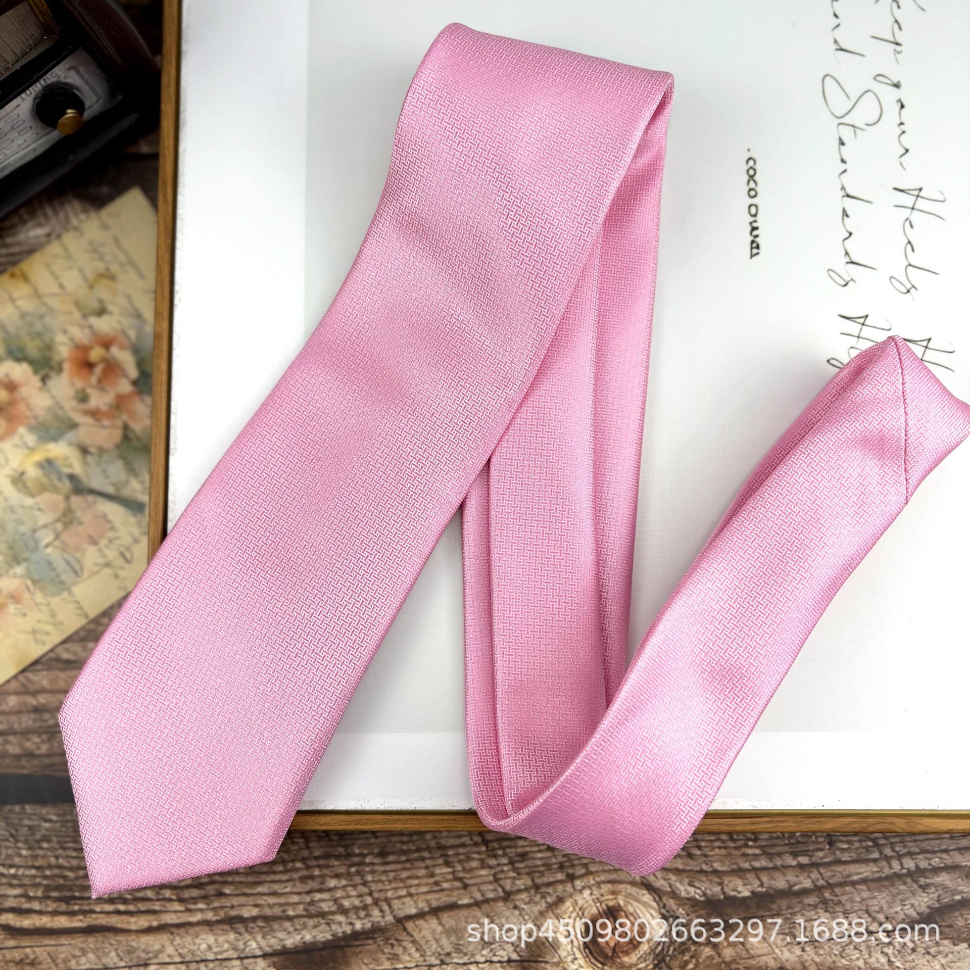 Picture of Retro Casual Clear Color Texture Tie Solid Color Men's Professional Dress Gentleman Working Groom Wedding Cafe Green