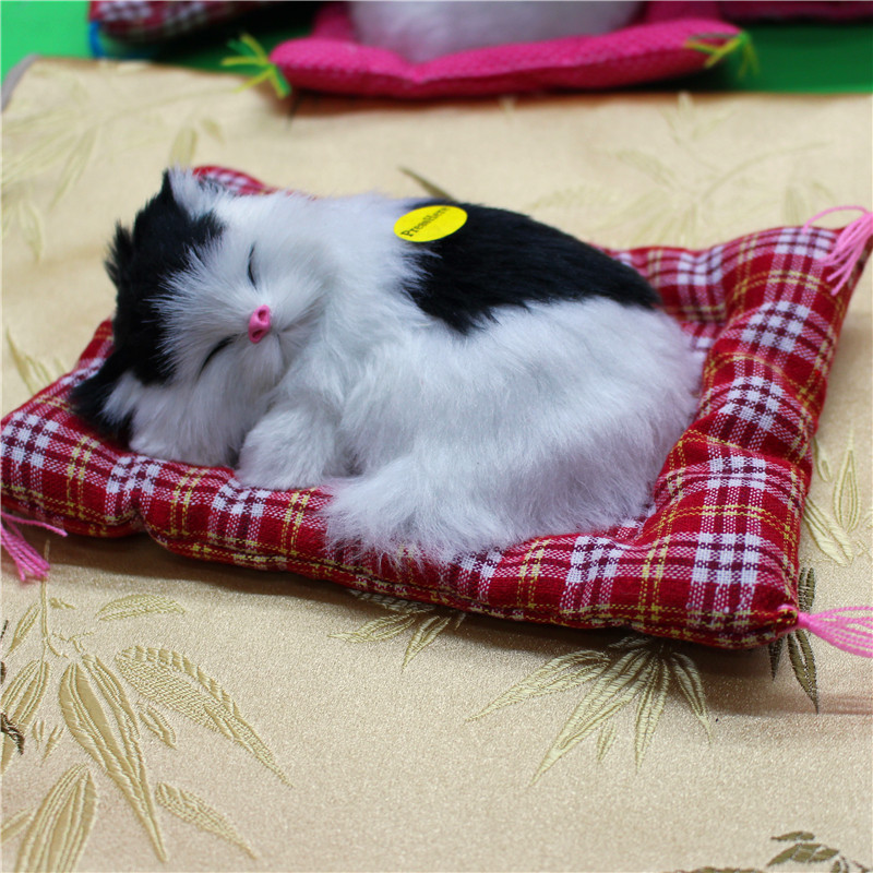 Picture of A simulated cat will call a sleeping cat cloth pad cat gift cat crafts toy car ornaments