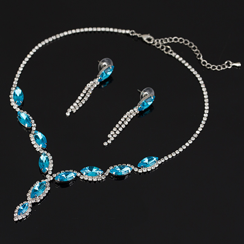 Picture of Exquisite Water Drop Crystal Diamond Necklace Earrings Set Wedding Bridal Clothing Accessories Wholesale N100