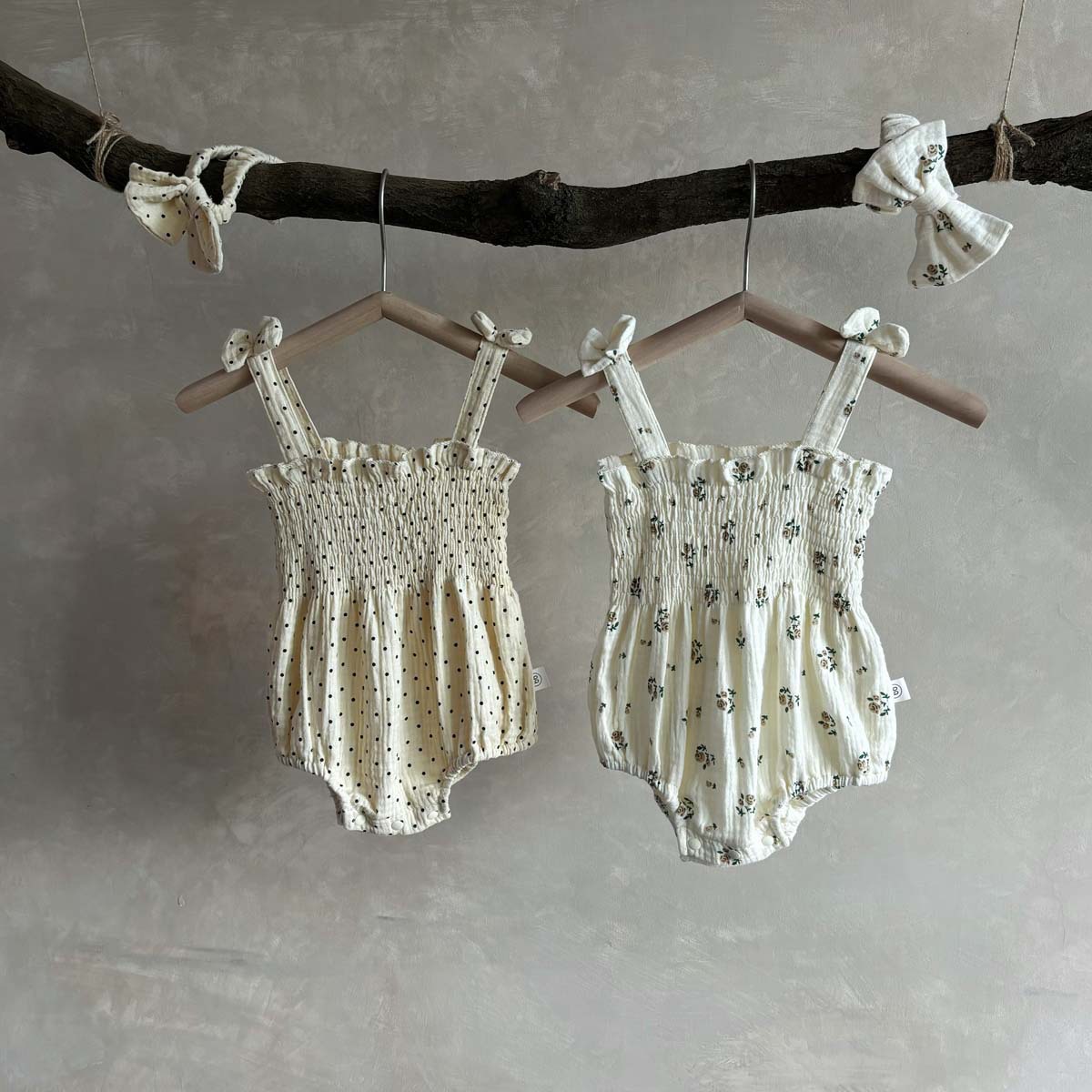 Girls' Summer Thin Zou Cloth Bow Sling Bag Fat Clothes Baby Western-style Floral Dot Out-of-town Climbing Clothes