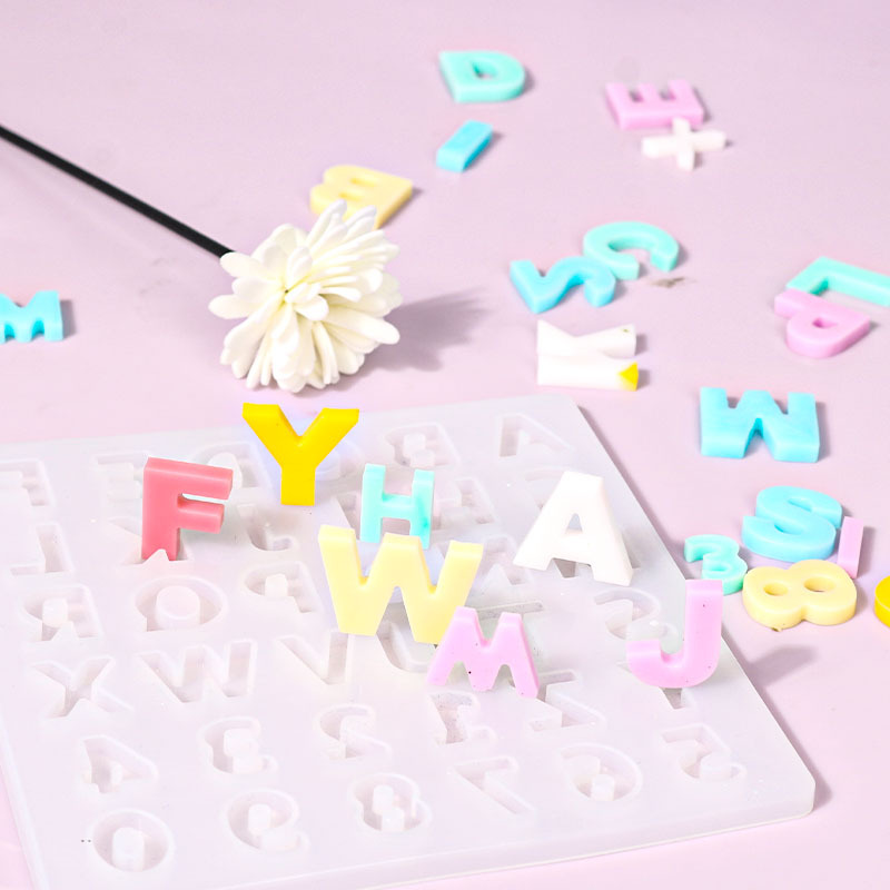 Picture of Deyi Yangyang DIY Glue Mold Small Version of Numbers and English Letters Silicone Mold Jewelry Pendant Cross-Border Supply