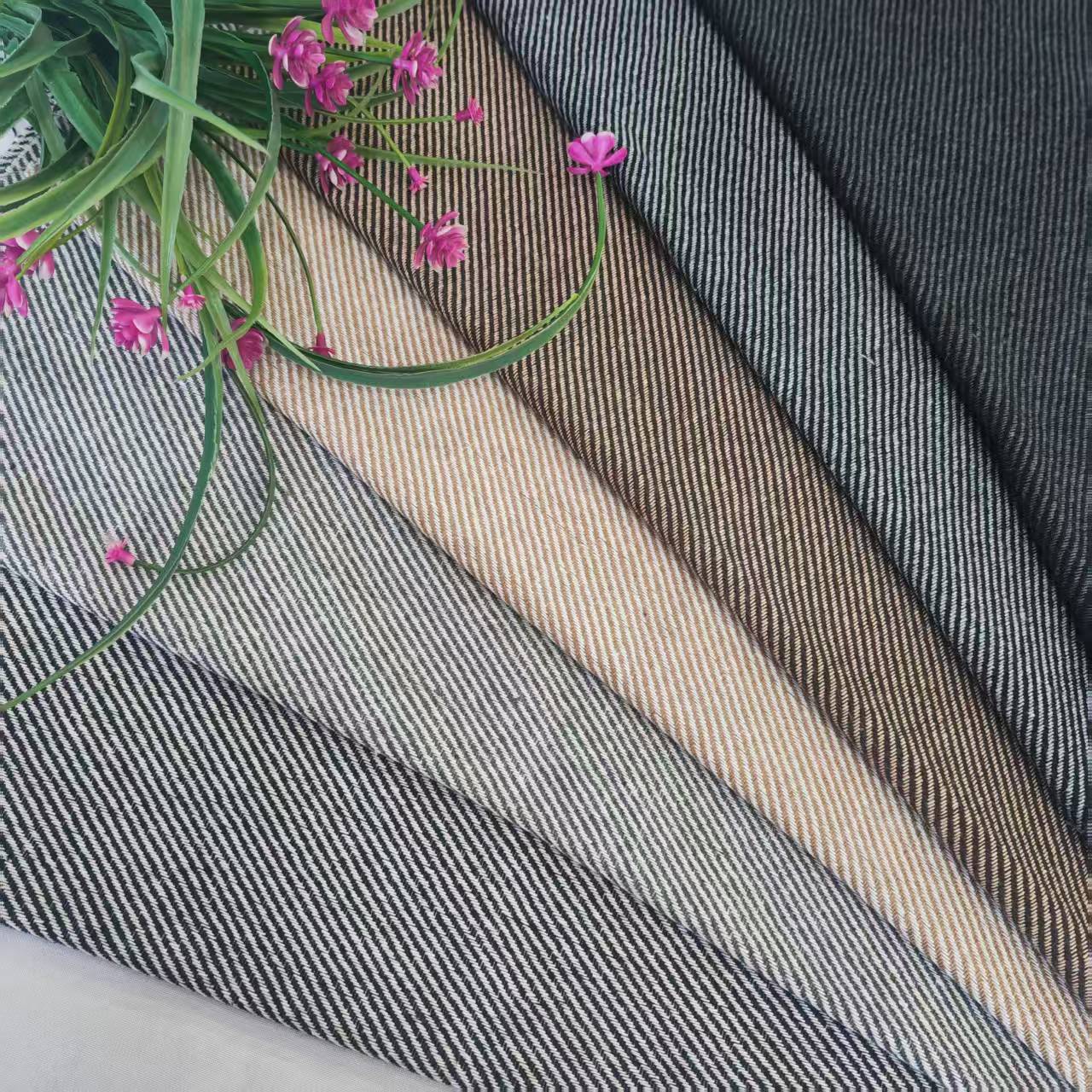 Shaoxing Manufacturers Have Low-Priced Autumn and Winter Twill Fabrics in Stock, Fashion Suits, Shoes, Hats, Bags, Twill Fabrics