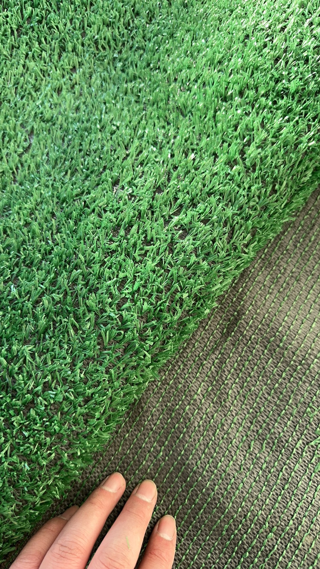 Picture of Simulated Turf Construction Site Artificial Turf Artificial Basketball Court Football Field Outdoor Sun-Resistant Anti-Slip Environmentally Friendly Outdoor