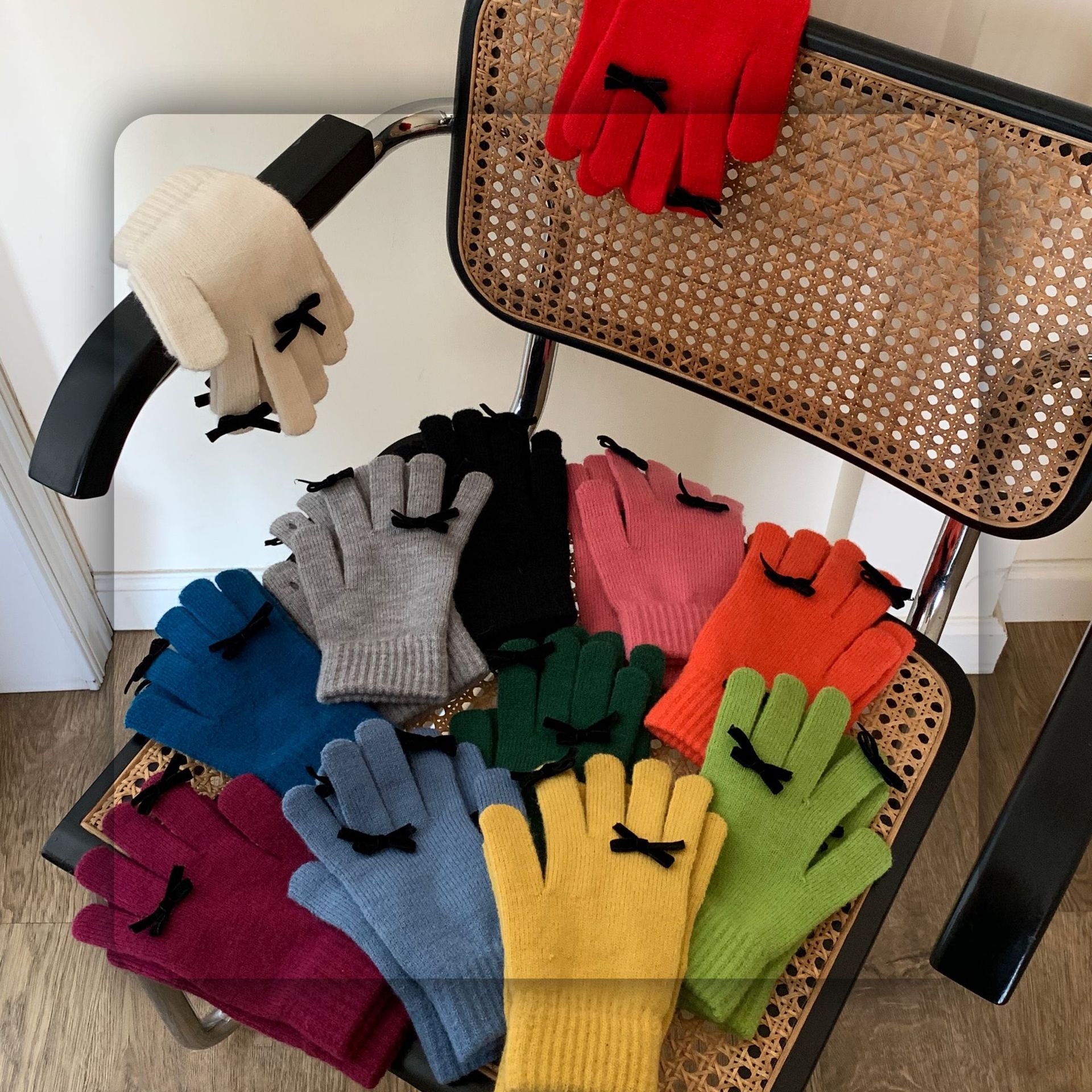 Chao Cute~New Chic Autumn and Winter Woolen Knitted Bow Touch Screen Cold-Proof and Warm Fingerless Gloves