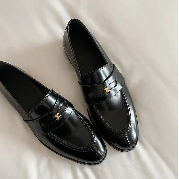 Gold Buckle Slip-on Loafer Shoes Women's Small Leather Shoes