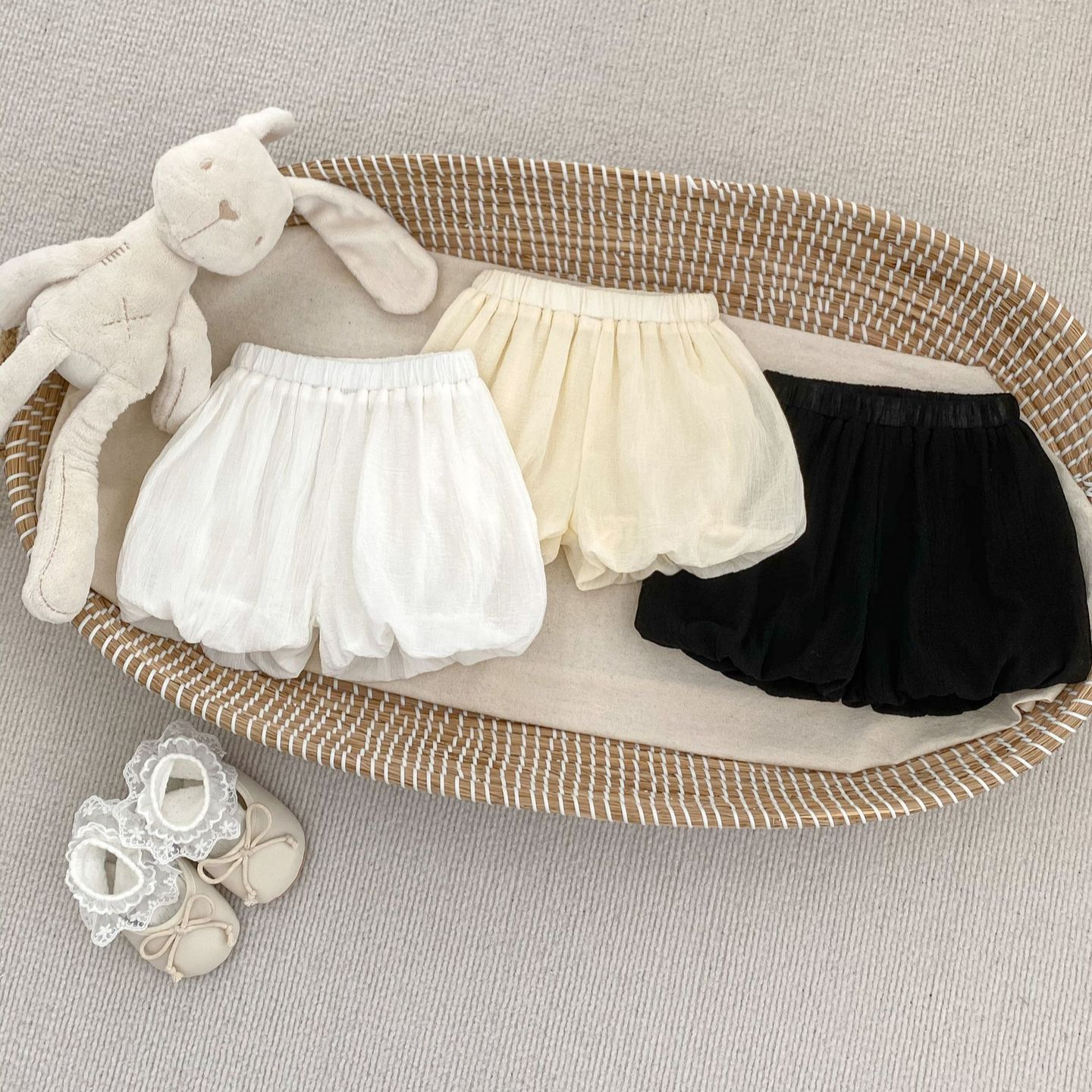 Picture of Ins Summer Thin Pants for Infants and Young Children Pure Color Baby Versatile Flower Bud Bloomers Casual Simple Shorts