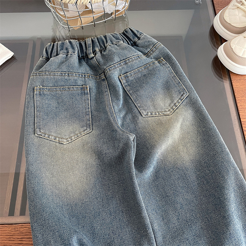 Picture of [Ready Stock] Girls Jeans Spring and Autumn 2025 New Baby Korean Style Straight-Leg Pants Trousers Love Embroidery Fashionable