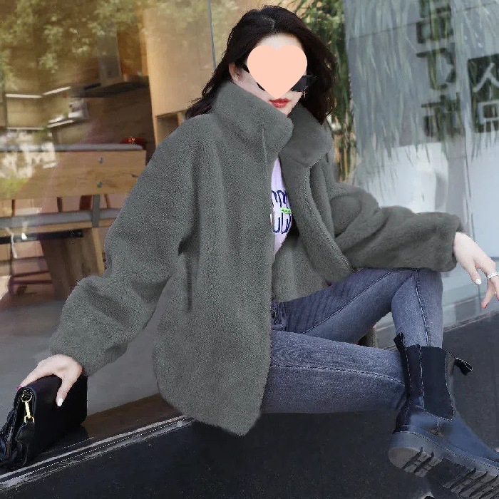 Picture of Women's Fashionable Coat Ins Winter fleece-lined Thickened Double-sided Fleece Vertical Collar Warm Sweater Women's Cardigan Zipper Fleece