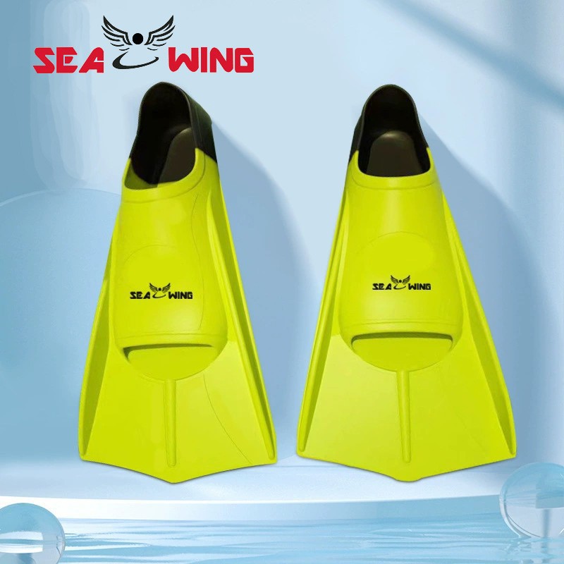 Picture of Free diving flippers for men and women diving swimming frog shoes swimming frog lightweight diving feet silicone short flippers training professional