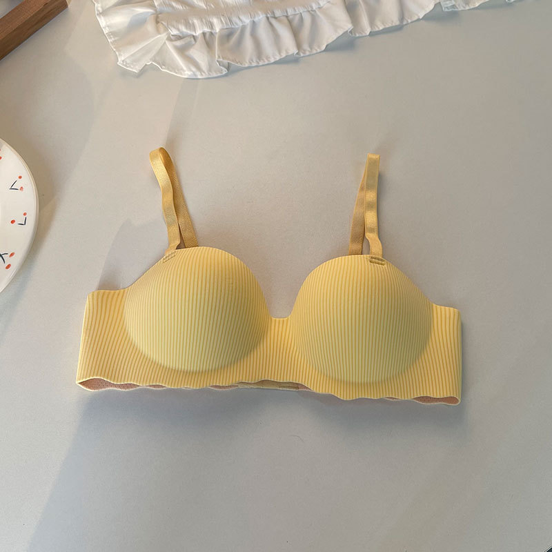 Picture of Small Breast Push-Up and Enlarged Breasts, Seamless One-Piece Cocktail Bra for Women Without Wires, Summer Thin Breast-Retracting Bra