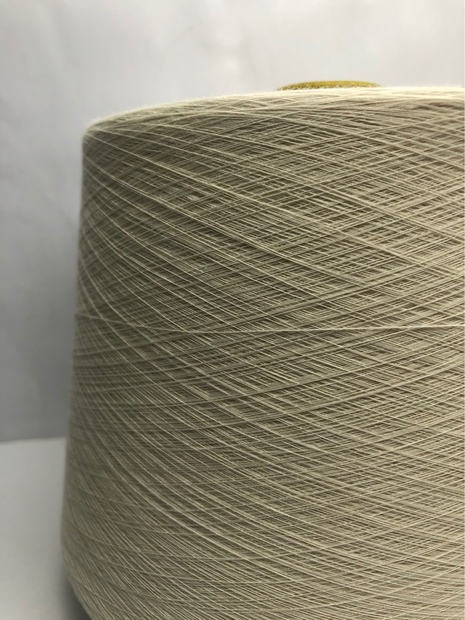 Picture of 30s/1 Polyester Silk Blended Yarn 7030 Polyester Mulberry Silk Yarn Polyester Silk Blended Yarn
