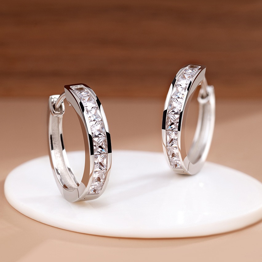 Super Flash Imitation Diamond Ear Buckle Ear Ring Light Luxury Advanced Sense Earrings Ring Earrings Earrings 2023 New Style