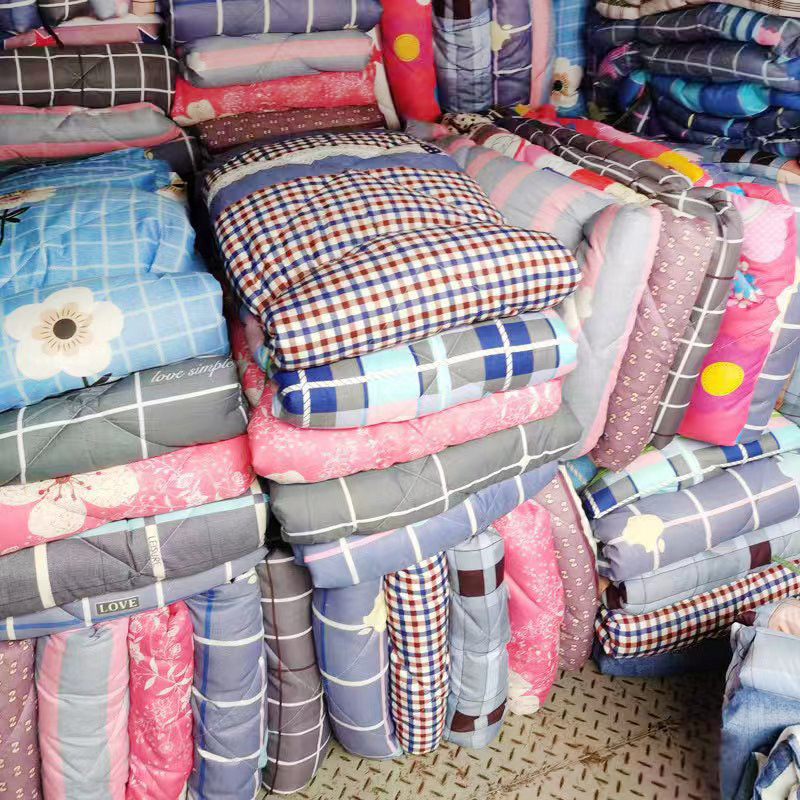 Picture of Factory wholesale labor protection quilt construction site unit bedding insulation quilt cotton mattress migrant workers are thickened warm quilt
