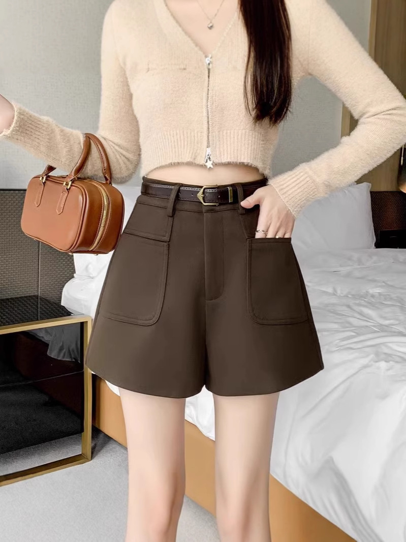 Comfortable Woolen Shorts Women's brown Bottoming Outer Wear Boots Pants Winter 2024 New Autumn and Winter Short High Waist